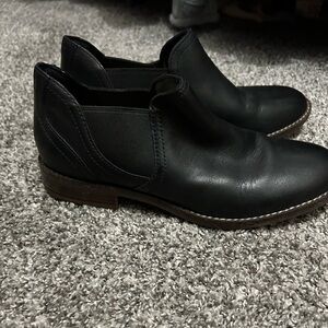 Clark black boot shoe